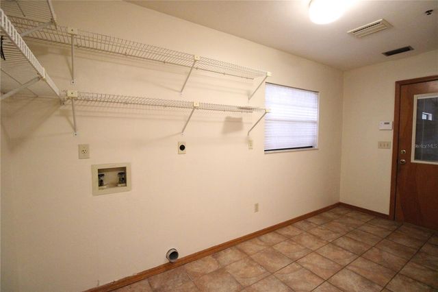 4035 NW 37TH DRIVE, Gainesville, FL 32606