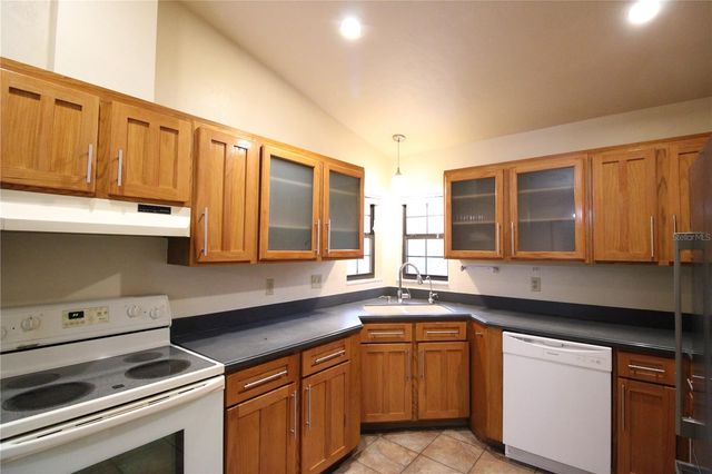 4035 NW 37TH DRIVE, Gainesville, FL 32606