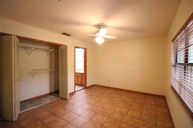 4035 NW 37TH DRIVE, Gainesville, FL 32606