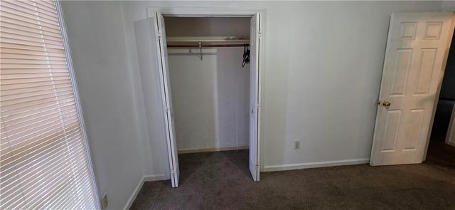 318 Brookstone Drive, Lagrange, GA 30241