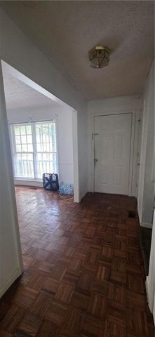 318 Brookstone Drive, Lagrange, GA 30241