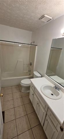318 Brookstone Drive, Lagrange, GA 30241