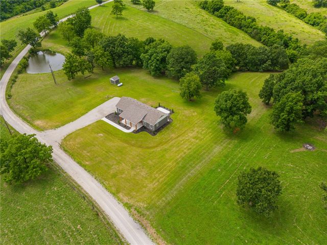 14322 Tharp Lane, Omaha, AR 72662