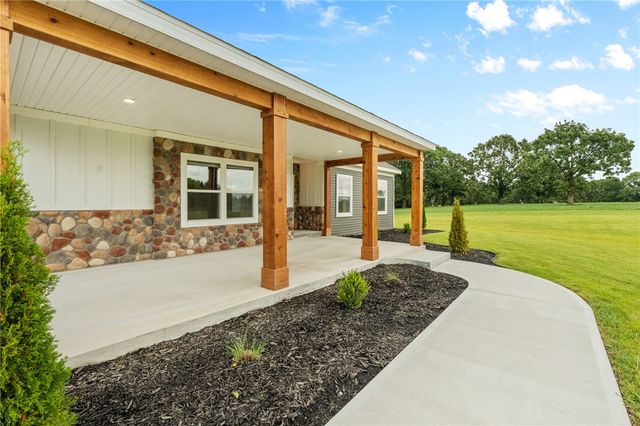 14322 Tharp Lane, Omaha, AR 72662