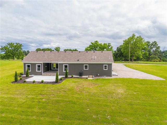 14322 Tharp Lane, Omaha, AR 72662