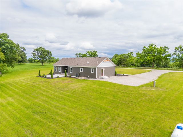 14322 Tharp Lane, Omaha, AR 72662