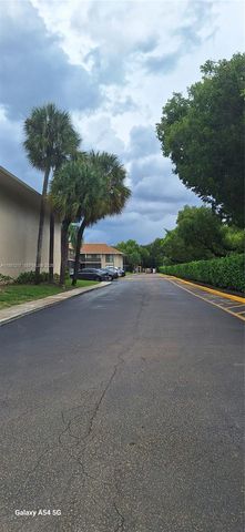 5901 Washington Street 251, Hollywood, FL 33023