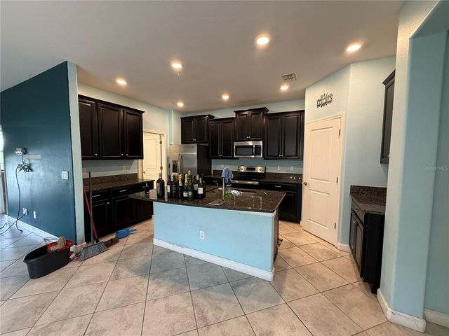 11865 SUNBURST MARBLE ROAD, Riverview, FL 33579