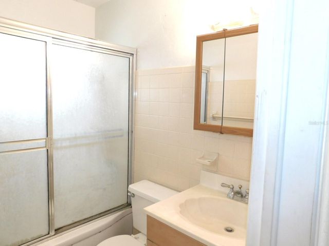 6810 13TH STREET N, St Petersburg, FL 33702