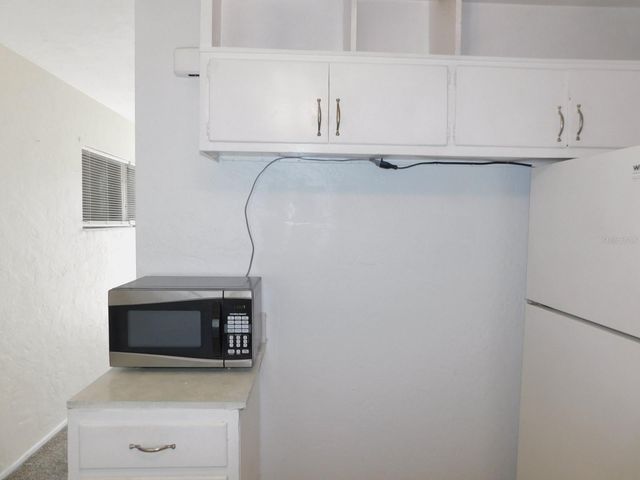 6810 13TH STREET N, St Petersburg, FL 33702