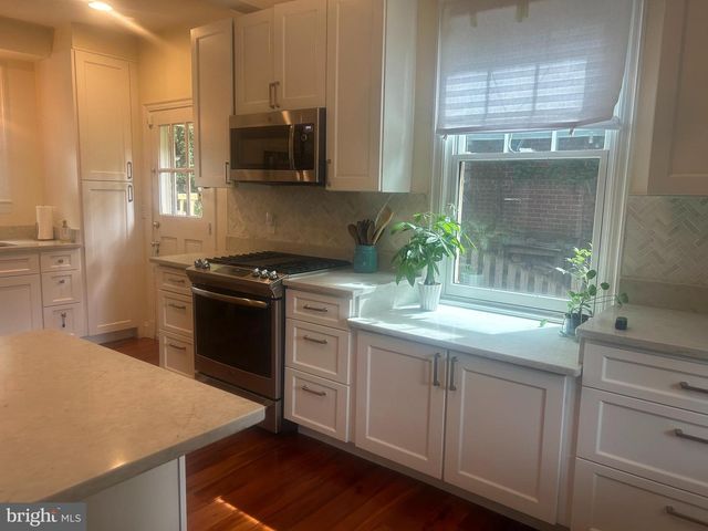 4825 BUTTERWORTH PL NW, Washington, DC 20016