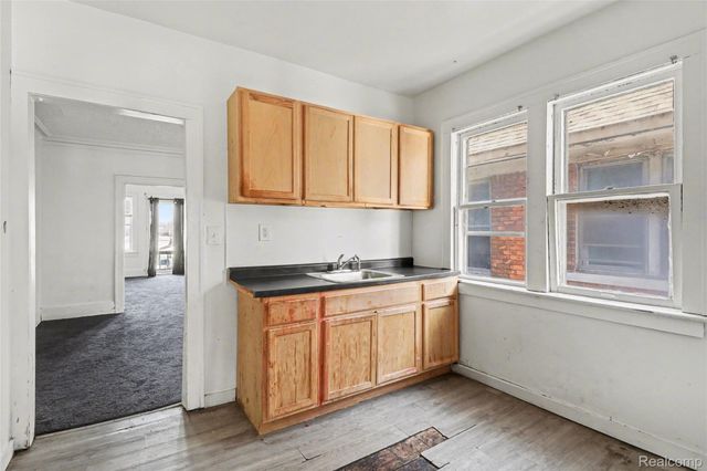 1991-1993 Glendale Street, Detroit, MI 48238