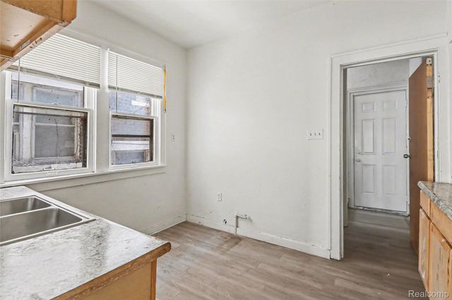 1991-1993 Glendale Street, Detroit, MI 48238