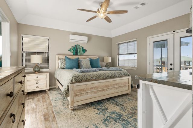 519 Mallard Point, Livingston, TX 77351