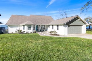 519 Mallard Point, Livingston, TX 77351