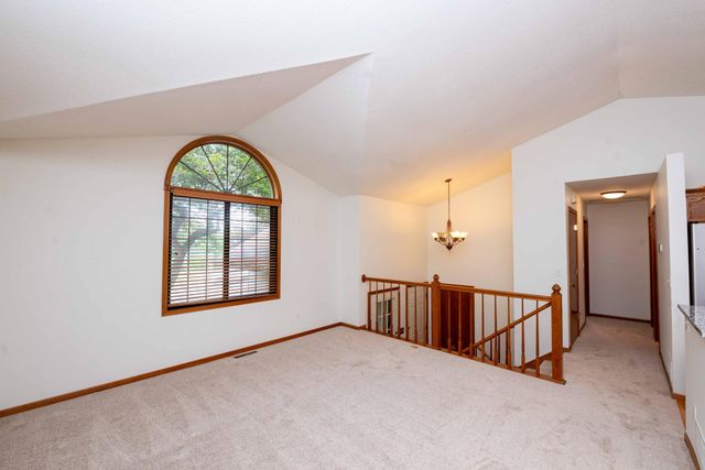 1449 Aretz Court, Victoria, MN 55386
