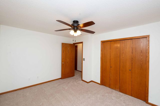 1449 Aretz Court, Victoria, MN 55386