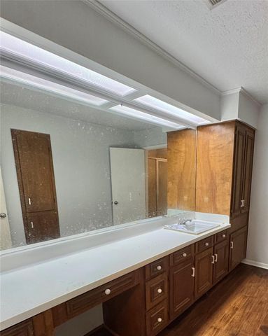 200 Greenwood Drive, Beaumont, TX 77705