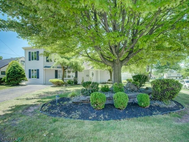 101 Idlewild Rd, Edison Twp., NJ 08817