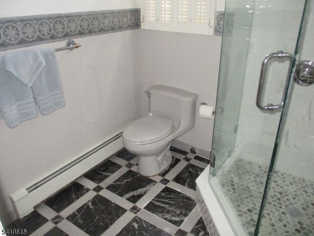 101 Idlewild Rd, Edison Twp., NJ 08817