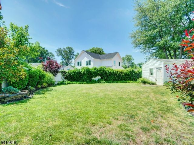 101 Idlewild Rd, Edison Twp., NJ 08817
