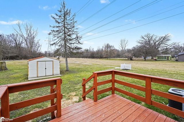 4136 Leith Street, Burton, MI 48509