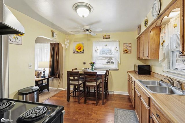 4136 Leith Street, Burton, MI 48509