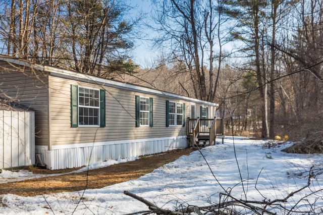 80 Brewster Road, Barrington, NH 03825