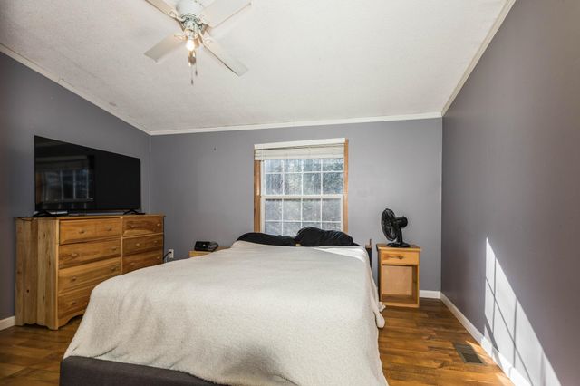 80 Brewster Road, Barrington, NH 03825