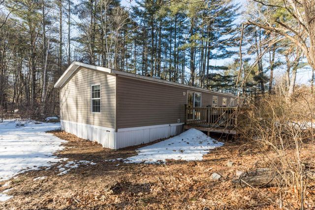 80 Brewster Road, Barrington, NH 03825