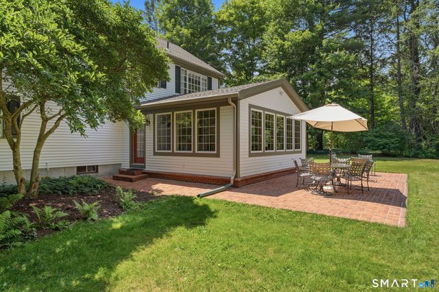 276 Stratton Brook Road, Simsbury, CT 06092