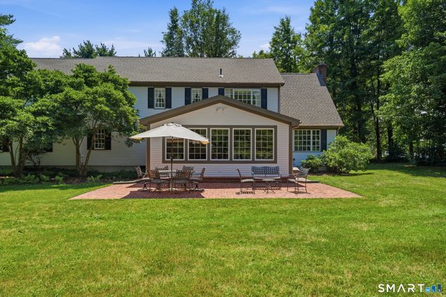 276 Stratton Brook Road, Simsbury, CT 06092