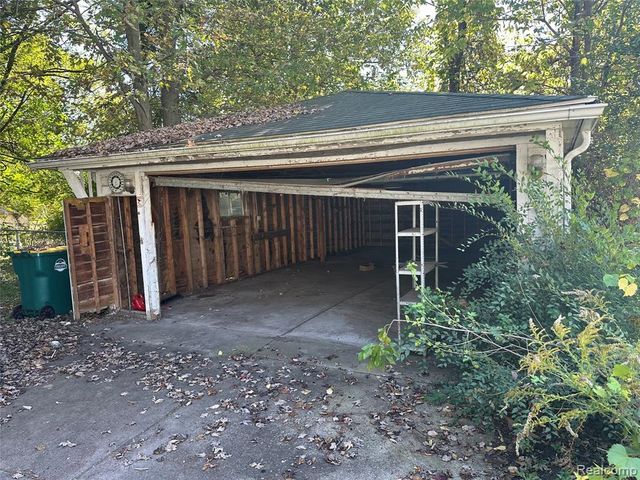 1320 Parkwood Avenue, Ypsilanti, MI 48198