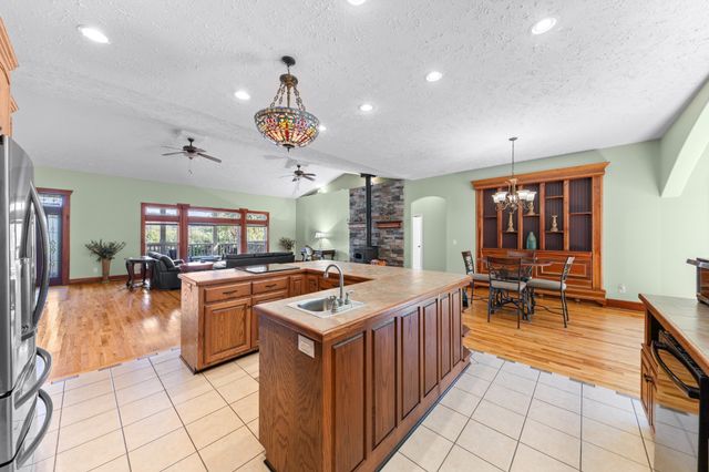 2214 Happy Hill Rd, Lynnville, TN 38472