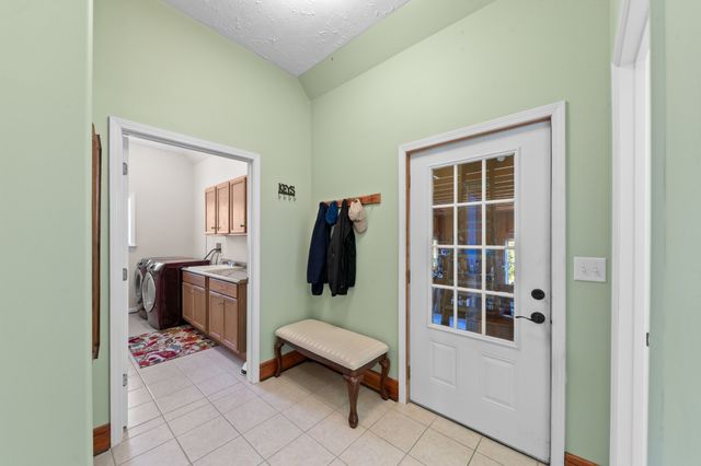 2214 Happy Hill Rd, Lynnville, TN 38472