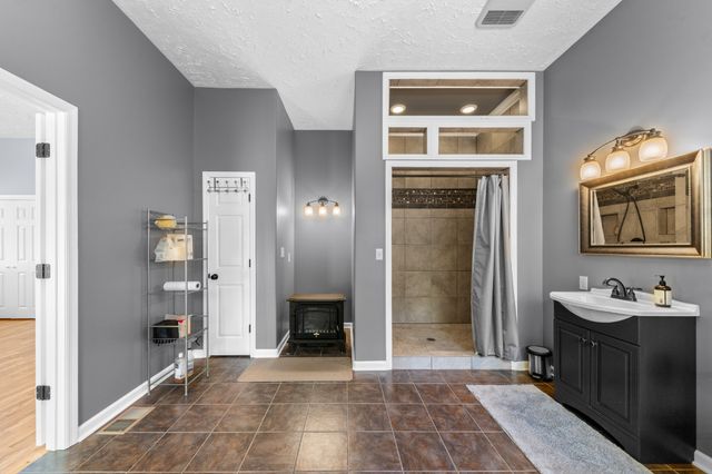 2214 Happy Hill Rd, Lynnville, TN 38472