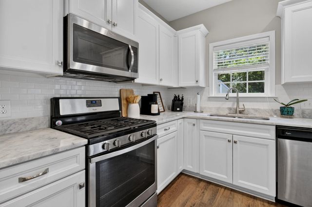 8650 Sentry Circle, North Charleston, SC 29420