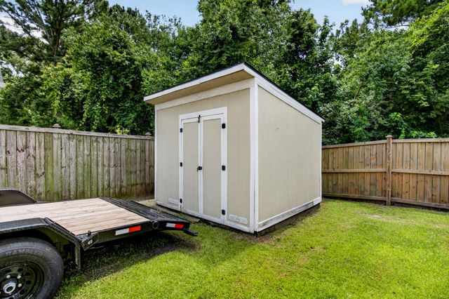 8650 Sentry Circle, North Charleston, SC 29420
