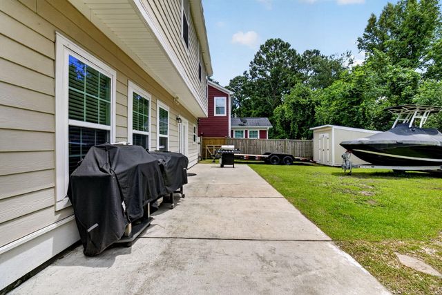 8650 Sentry Circle, North Charleston, SC 29420