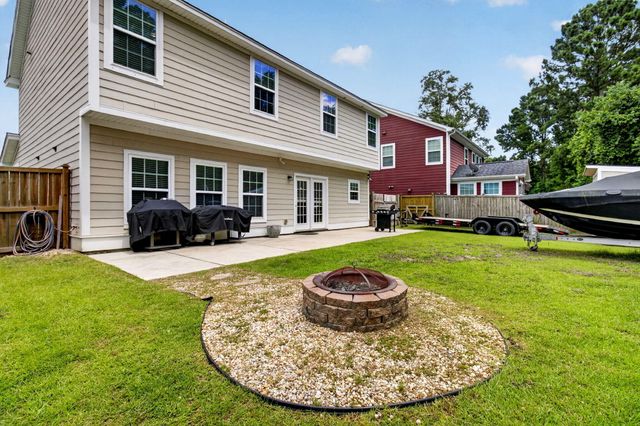8650 Sentry Circle, North Charleston, SC 29420