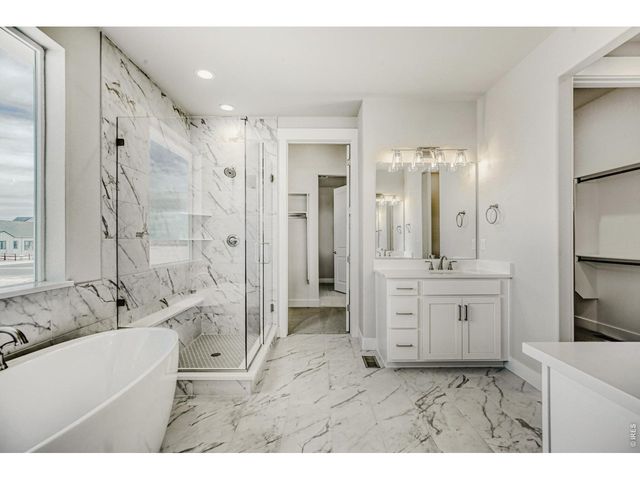 1644 Sundown Run Dr, Windsor, CO 80550