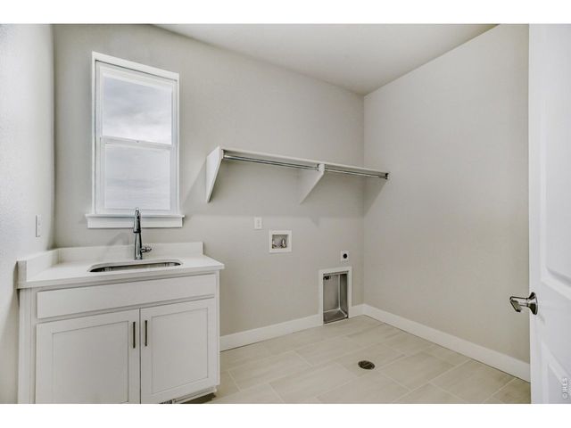 1644 Sundown Run Dr, Windsor, CO 80550