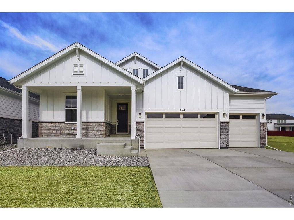 1644 Sundown Run Dr, Windsor, CO 80550