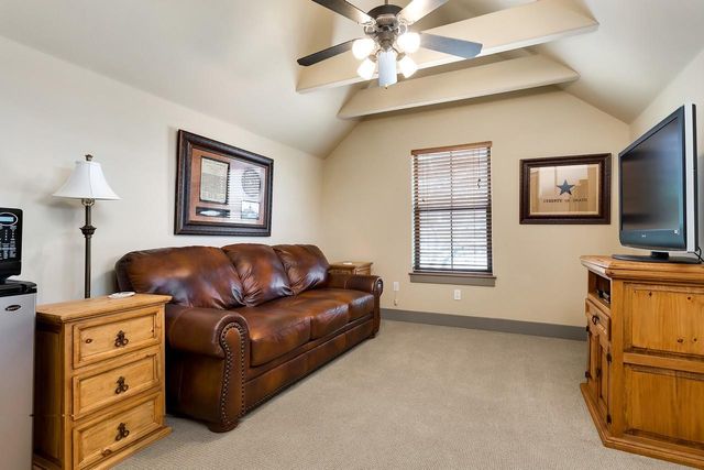 7412 Calming CT, Jonestown, TX 78645