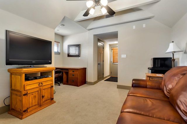 7412 Calming CT, Jonestown, TX 78645