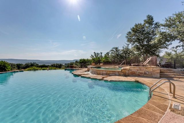 7412 Calming CT, Jonestown, TX 78645