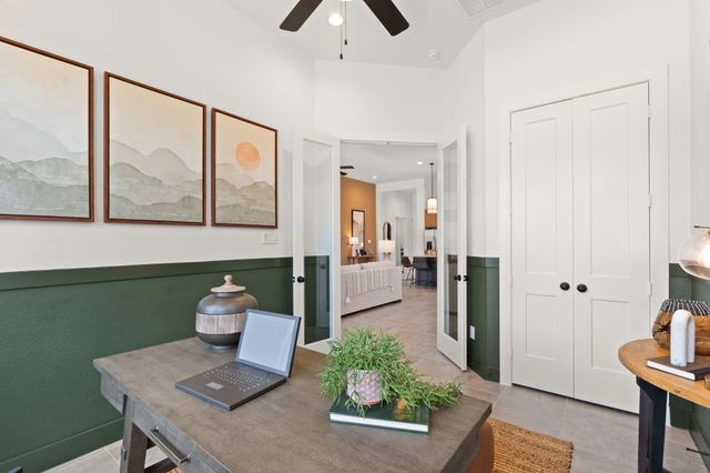 412 Hillview Nature, New Caney, TX 77357