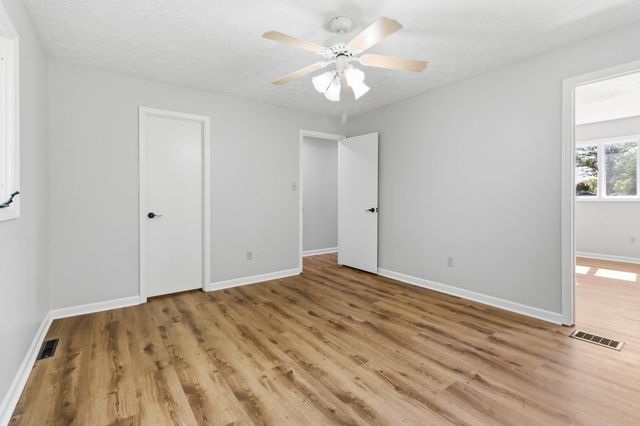 159 Lakeshore Drive, Richmond, KY 40475