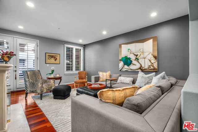 11740 W Sunset Boulevard 22, Los Angeles, CA 90049