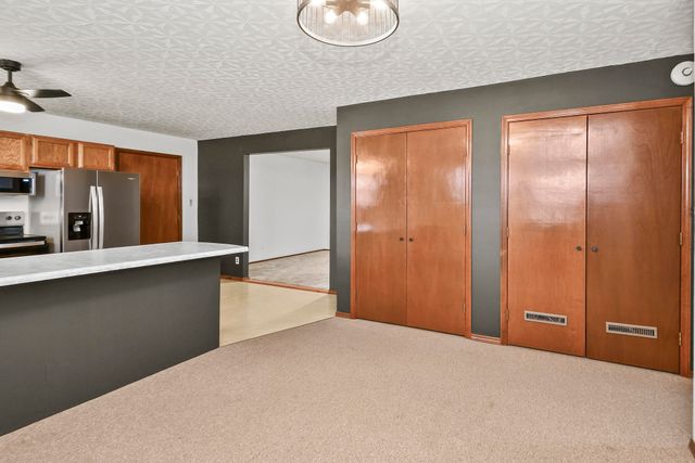 1027 Smith Avenue, Marshfield, MO 65706